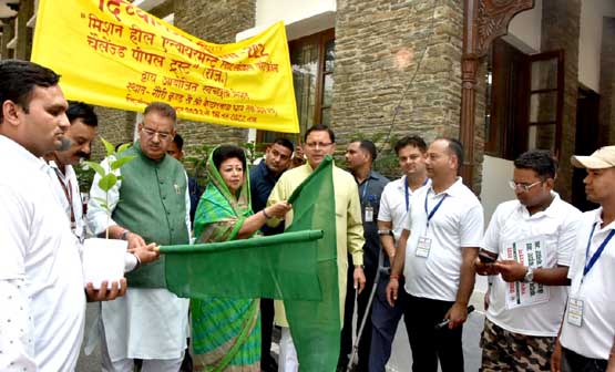 मुख्यमंत्री धामी ने दिव्यांगजन प्रेरणा 2022 के अंतर्गत तीर्थ स्थानों में पर्यावरण संरक्षण और स्वच्छता अभियान का किया फ्लैग ऑफ