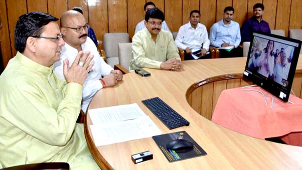 मुख्यमंत्री पुष्कर सिंह धामी ने जौहार क्लब मुनस्यारी द्वारा आयोजित 67वें वार्षिक खेलोत्सव के समापन समारोह में प्रतिभाग किया