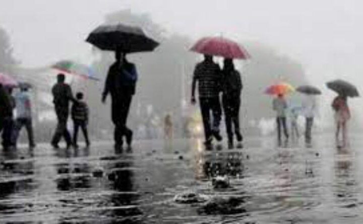 उत्‍तराखंड में बदला मौसम, देहरादून-नैनीताल समेत कई जिलों में भारी वर्षा की चेतावानी जारी की