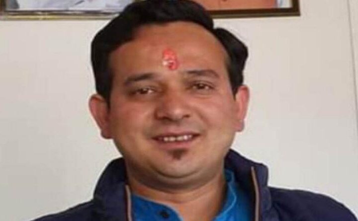 पेपर लीक व नकल करवाने के सरगना हाकम सिंह रावत को देर रात एसटीएफ की टीम देहरादून लेकर पहुंचीं, चल रही पूछताछ