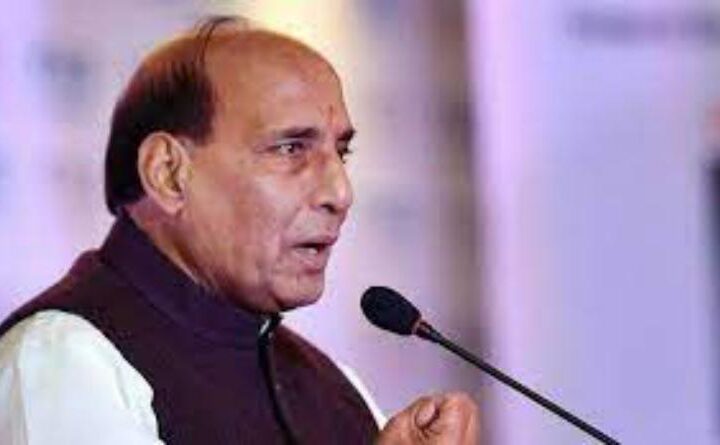 रक्षामंत्री राजनाथ सिंह आज वर्चुअल माध्यम से 75 परियोजनाओं का उद्घाटन कर जनता को समर्पित करेंगे