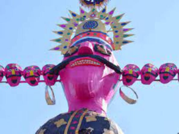 दशहरा पर्व पर त्रिवेणी घाट पर 50 फीट का रावण के पुतले का होगा दहन