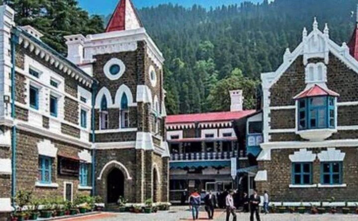 हाईकोर्ट को नैनीताल से हल्द्वानी शिफ्ट करने का निर्णय काफी सोच विचार के बाद हुआ, हल्द्वानी तक सीधा संपर्क समय और खर्च दोनों बचाएगा