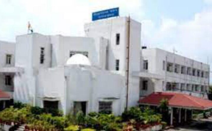 पंचायत रिकार्ड नहीं सौंपने पर पंचायत प्रतिनिधियों को नहीं होगी जेल, सदन के पटल पर रखा गया विधेयक