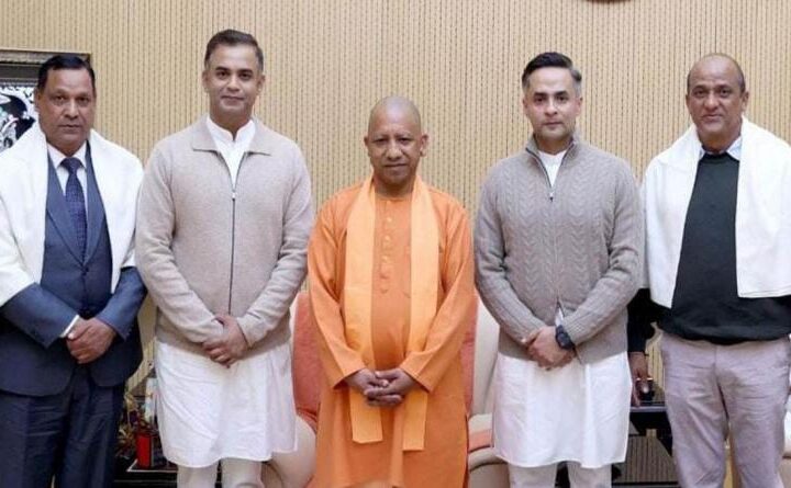 कालेज के दिनों को याद कर योगी आदित्यनाथ हुए भावुक, ऋषिकेश के महंत से किया एक वायदा