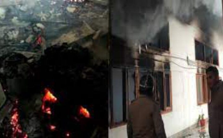 उत्तराखंड तकनीकी विश्वविद्यालय के रजिस्ट्रार कार्यालय में आग लगने से मच गया हड़कंप