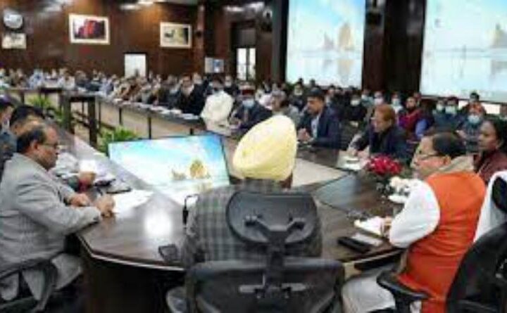 मुख्यमंत्री धामी ने सचिवालय में विभिन्न कार्यों के लिए आने वाले व्यक्तियों की मदद को हेल्प डेस्क गठित करने के दिए निर्देश