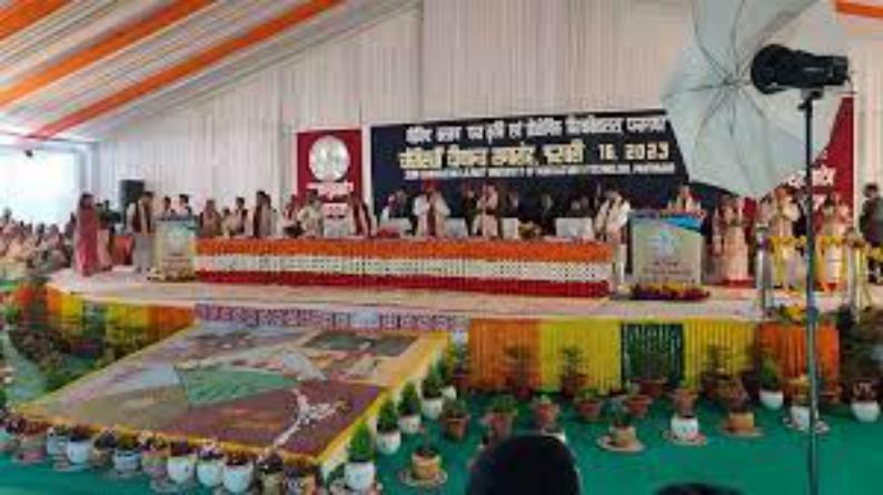 एनएसए अजीत डोभाल पंतनगर विश्वविद्यालय के 34 में दीक्षांत समारोह में शामिल होने पहुंचे