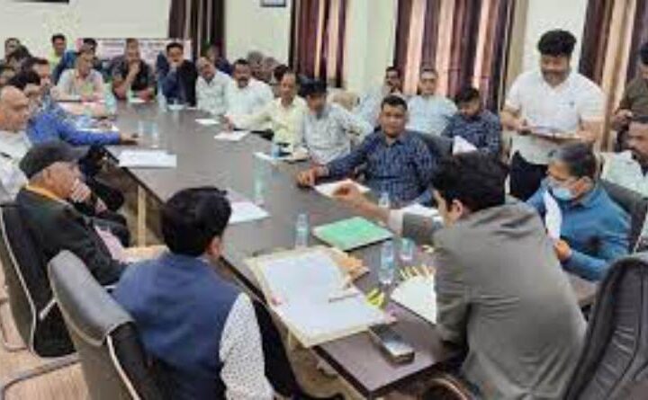 तीन अप्रैल से ग्रीन कार्ड जारी करने की प्रक्रिया होगी शुरू, विभाग में पंजीकृत ट्रैवल एजेंट ही यात्रियों की बुकिंग कर पाएंगे