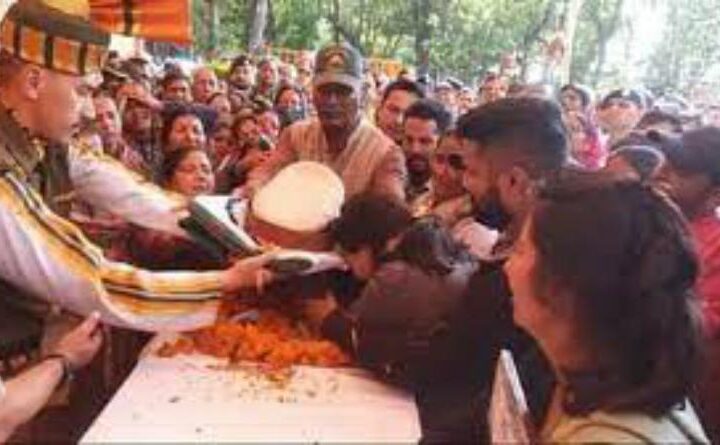 असिस्टेंट कमांडेंट टीकम सिंह नेगी का पार्थिव शरीर पहुंचा देहरादून