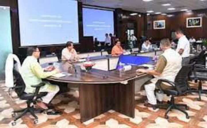 भाजपा के स्थापना दिवस पर सीएम धामी और प्रदेश अध्यक्ष महेंद्र भट्ट से लेकर आम कार्यकर्ता तक पार्टी का झंडा लगाकर पीएम मोदी का संबोधन सुनेंगे