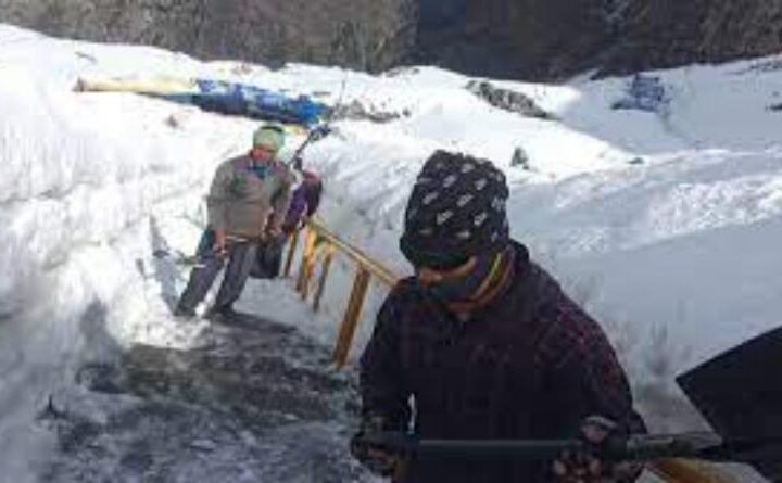 दो दिन बाद शुरू हुई हेमकुंड साहिब यात्रा,1400 तीर्थयात्री हुए रवाना