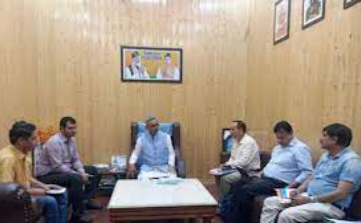 देहरादून स्मार्ट सिटी के कार्यों की धीमी रफ्तार पर सुनील उनियाल गामा ने जताई नाराजगी