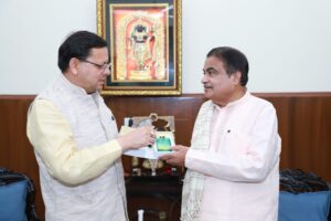 केंद्रीय सड़क परिवहन मंत्री से मिले मुख्यमंत्री