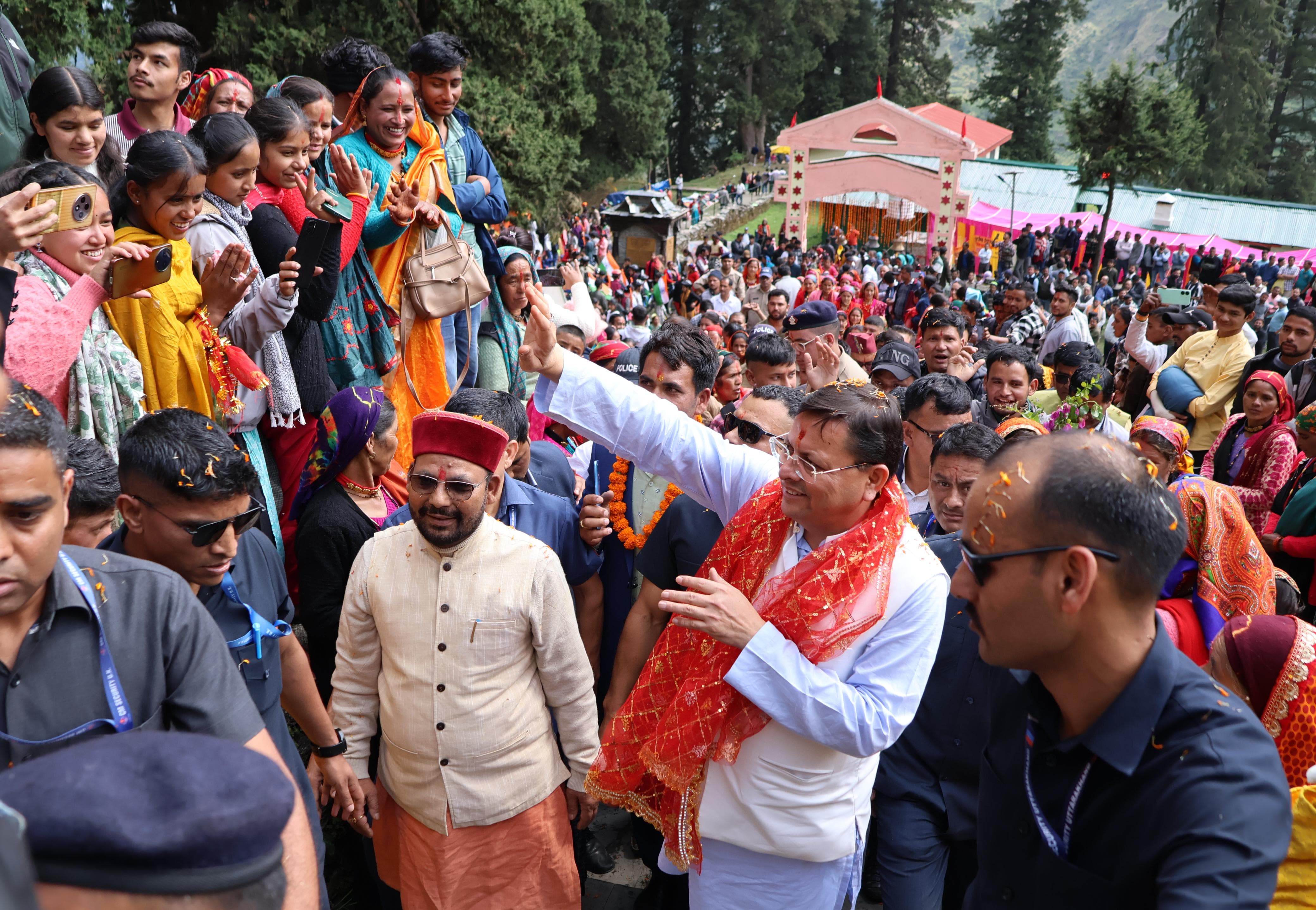 डोल आश्रम ने उत्तराखंड की संस्कृति और पर्यटन को नई पहचान दी : धामी