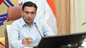 मुख्यमंत्री के निर्देश पर जिला प्रशासन का शिक्षा माफियाओं पर प्रहार जारी