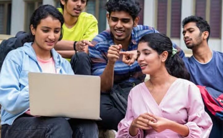 अमेरिका में विदेशी छात्रों के लिए नियम सख्त, बीच में पढ़ाई छोड़ने पर रद्द हो सकता है वीजा