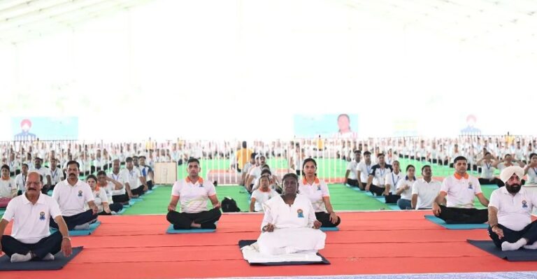 राष्ट्रपति ने किया योग का शुभारंभ