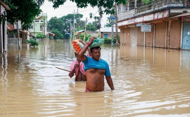 असम में मानसून की एंट्री के साथ तबाही- भारी बारिश से 20 जिलों के 764 गांव जलमग्न