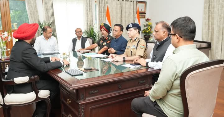 राज्यपाल ने ली राहत एवं बचाव कार्य की जानकारियां