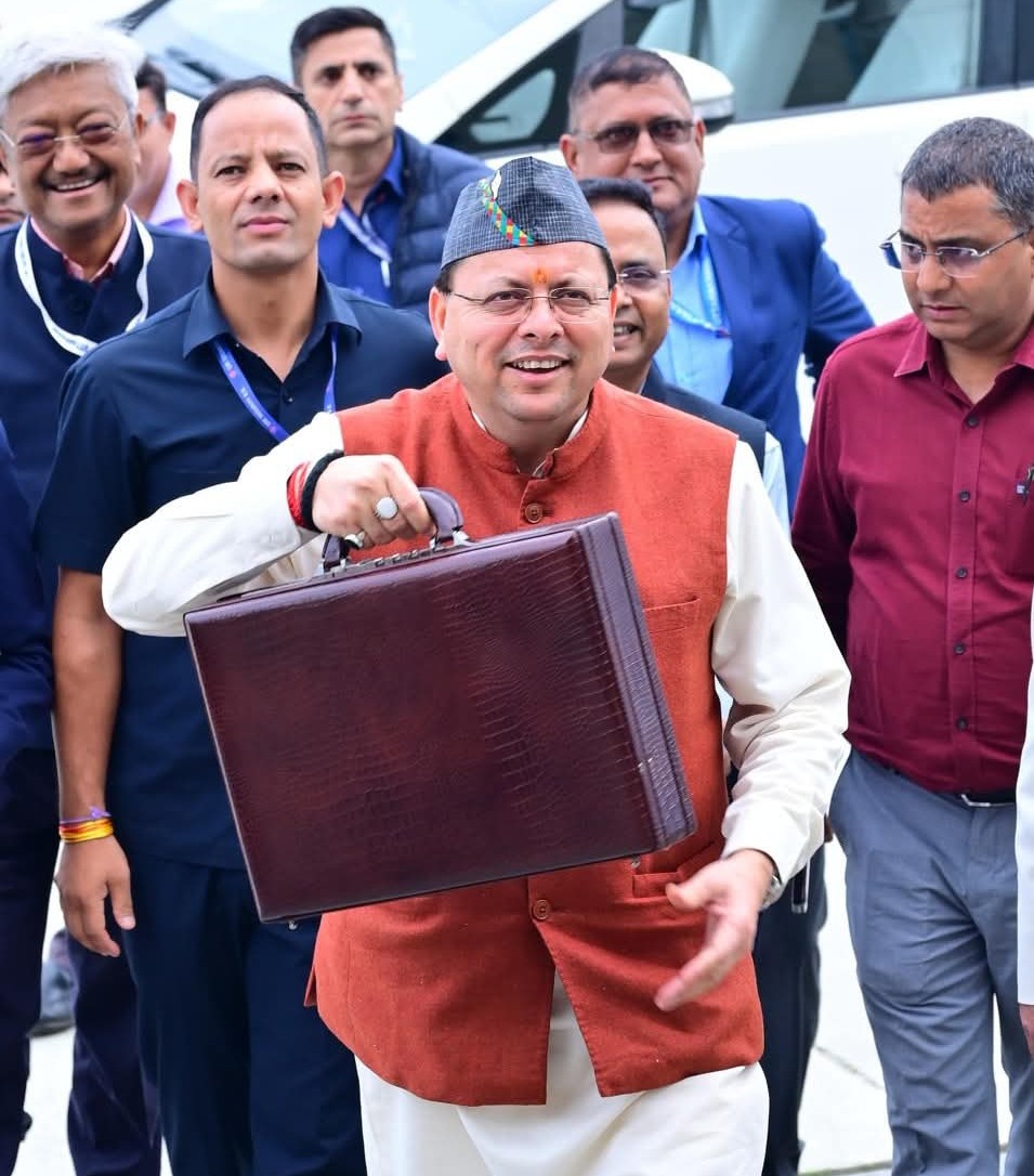 मुख्यमंत्री ने विधानसभा पटल में रखा अनुपूरक बजट