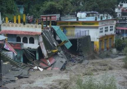 बारिश ने देहरादून में मचाई तबाही,13 की मौत,16 लापता