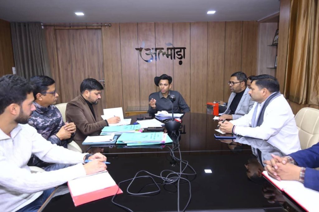 पर्यटन विकास योजनाओं को सुनियोजित तरीके से किया जाए लागू