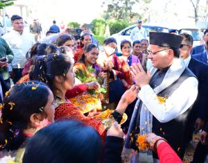 “एक पेड़ माँ के नाम” अभियान के तहत किया पौधरोपण