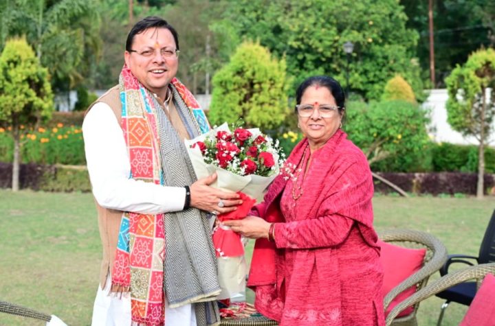 उत्तराखंड राज्य महिला आयोग की अध्यक्ष ने मुख्यमंत्री धामी से की शिष्टाचार भेंट