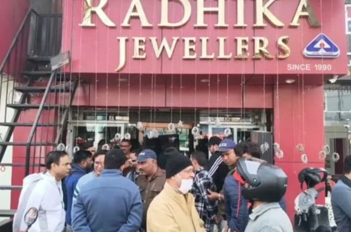 चोरों ने महंगे किराए का लालच देकर ली दुकान, फिर बगल की ज्वैलरी शॉप से उडाये लाखों के जेवरात