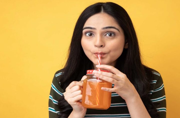 पैक्ड जूस और एनर्जी ड्रिंक बन रहे ‘मीठा जहर’, वैज्ञानिकों ने जारी किया अलर्ट