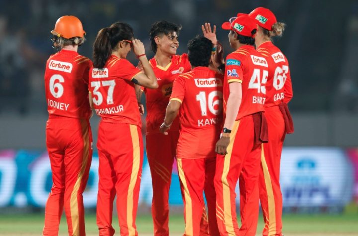 महिला प्रीमियर लीग 2026- गुजरात जाएंट्स ने मुंबई इंडियंस को हराकर प्लेऑफ में बनाई जगह