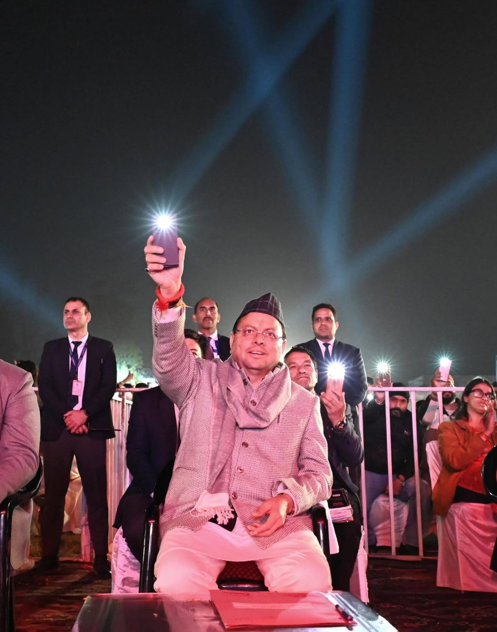 मुख्यमंत्री ने विंटर कार्निवाल का शुभारम्भ किया