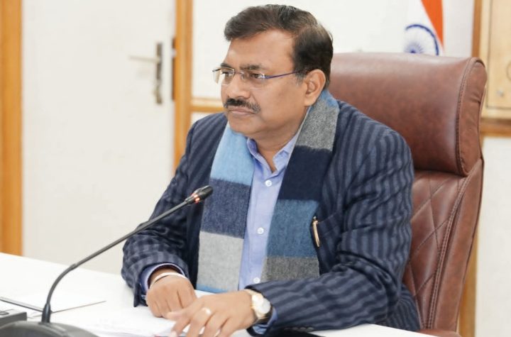 वित्तीय स्वीकृति प्रदान की