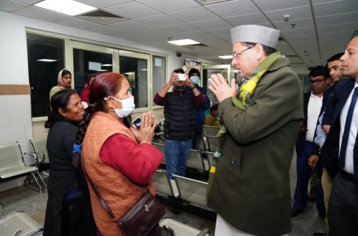 मेडिकल कॉलेज का मुख्यमंत्री ने किया निरीक्षण