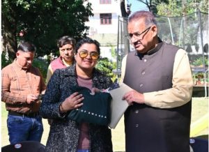 कृषि मंत्री गणेश जोशी से हाउस ऑफ़ स्वाशा की सह-संस्थापक ने की भेंट