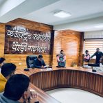 अधिकारियों के सामने लोगों ने रखीं समस्याएं