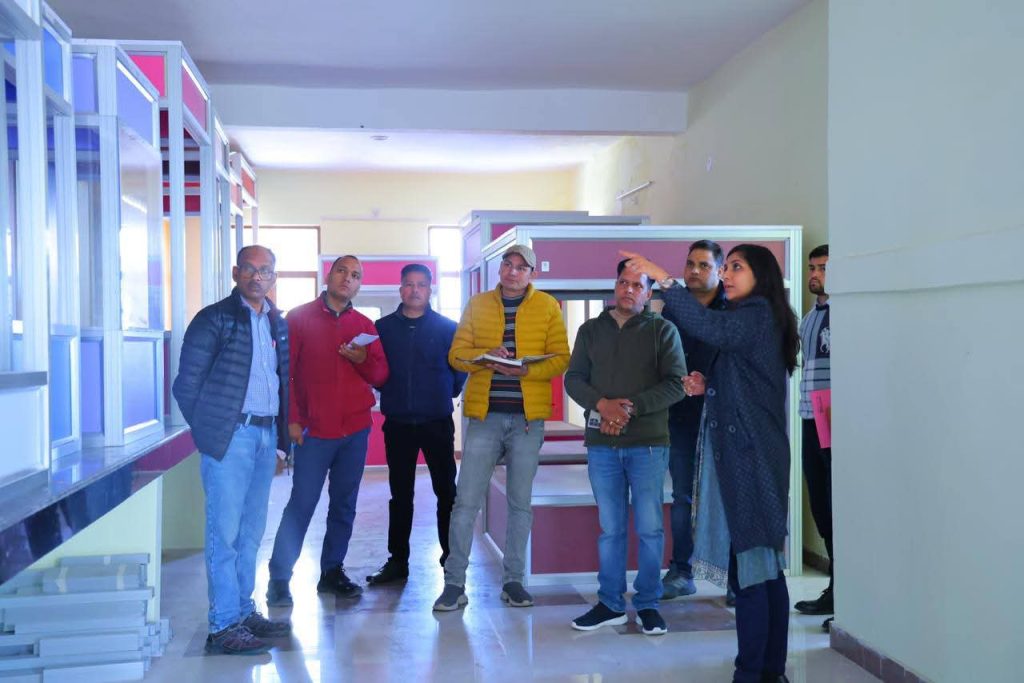 जिलाधिकारी पौड़ी ने किया निर्माणाधीन डिस्ट्रिक्ट साइंस म्यूजियम का स्थलीय निरीक्षण