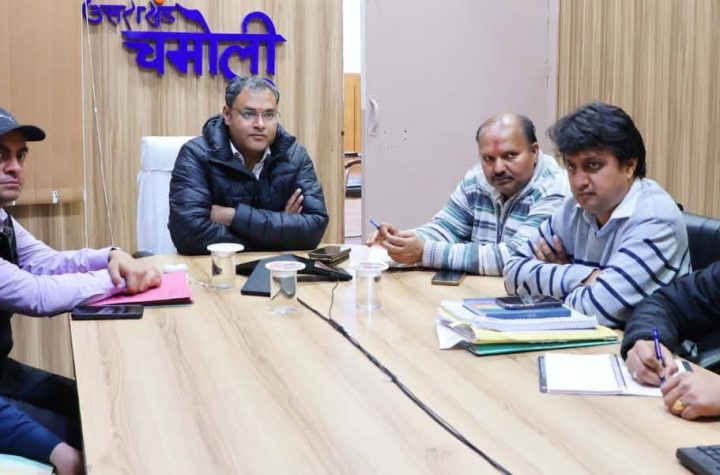 प्रशासन ने जनता से की व्यवस्था में सहयोग करने की अपील