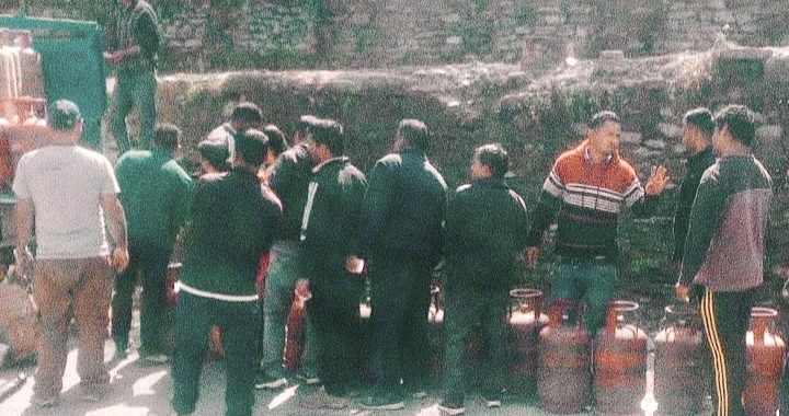 जिला प्रशासन , खाद्य एवं आपूर्ति विभाग ने निरीक्षण अभियान चलाया