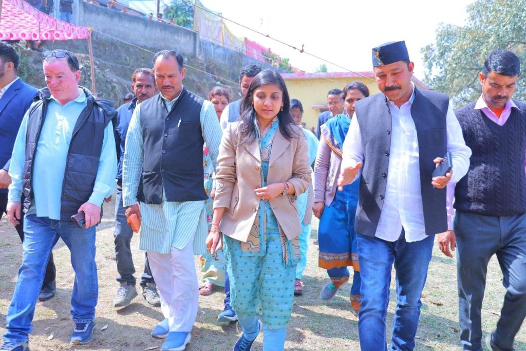 जन-जन की सरकार, जन-जन के द्वार अभियान के तहत एकेश्वर की न्याय पंचायत पातल में बहुउद्देश्यीय शिविर आयोजित