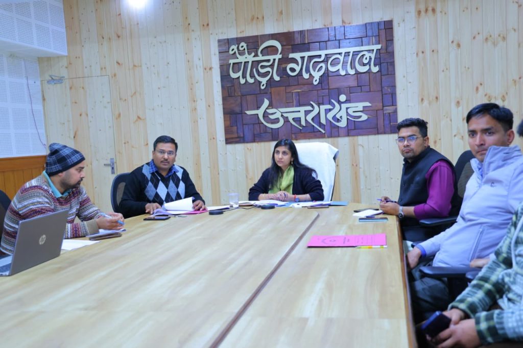 एलपीजी गैस आपूर्ति व्यवस्था की समीक्षा, कालाबाजारी व जमाखोरी रोकने को 15 टीमें गठित