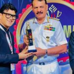 नौसेना प्रमुख एडमिरल दिनेश के. त्रिपाठी ने शिक्षाविद ललित मोहन जोशी को किया सम्मानित