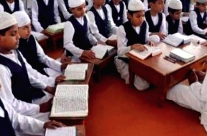 मदरसों में बाहरी राज्यों से बच्चों को लाए जाने का मामला, चार जिलों के सभी मदरसों की जांच के आदेश