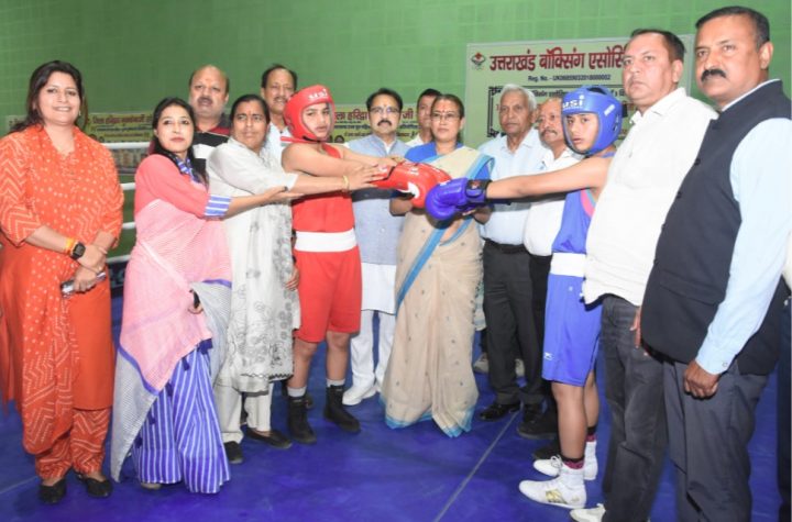 बालिका वर्ग बॉक्सिंग में पिथौरागढ़ बना चैंपियन