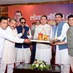 समाज के हिल के लिए करें सोशल मीडिया का उपयोग : धामी