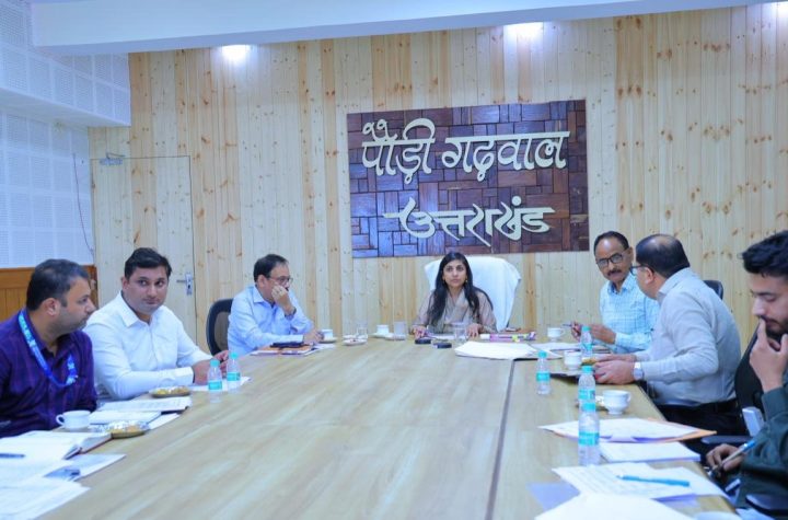 पर्यटन आधारित स्वरोजगार को मिलेगा नया प्रोत्साहन, वाहन व होमस्टे के 22 आवेदनों पर हुई समीक्षा