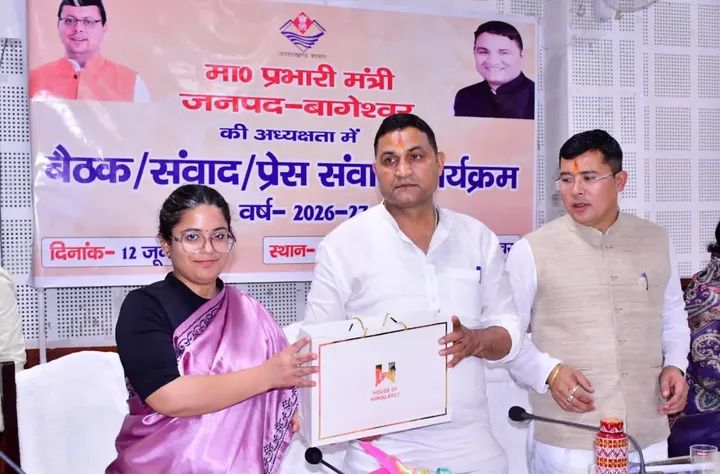 विकास कार्यों में तेजी लाएं विभाग