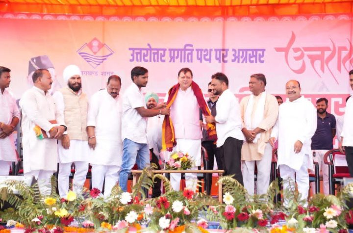 प्रधानमंत्री ने देश को नई दिशा दी : धामी