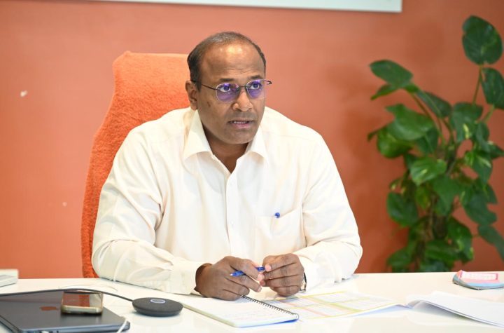घर पर अनुपस्थित मतदाताओं के सत्यापन के लिए BLA को साथ लेकर जाएं BLO- मुख्य निर्वाचन अधिकारी